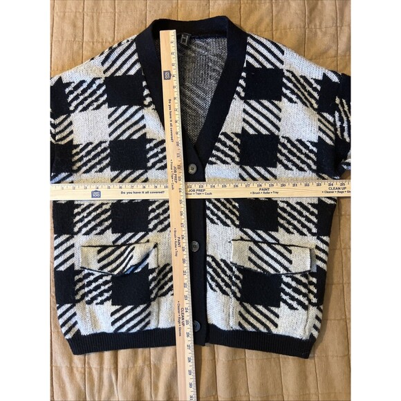 Forever 21 Black White XL Cardigan Buffalo Check Preppy Sweater Y2K - Picture 6 of 7
